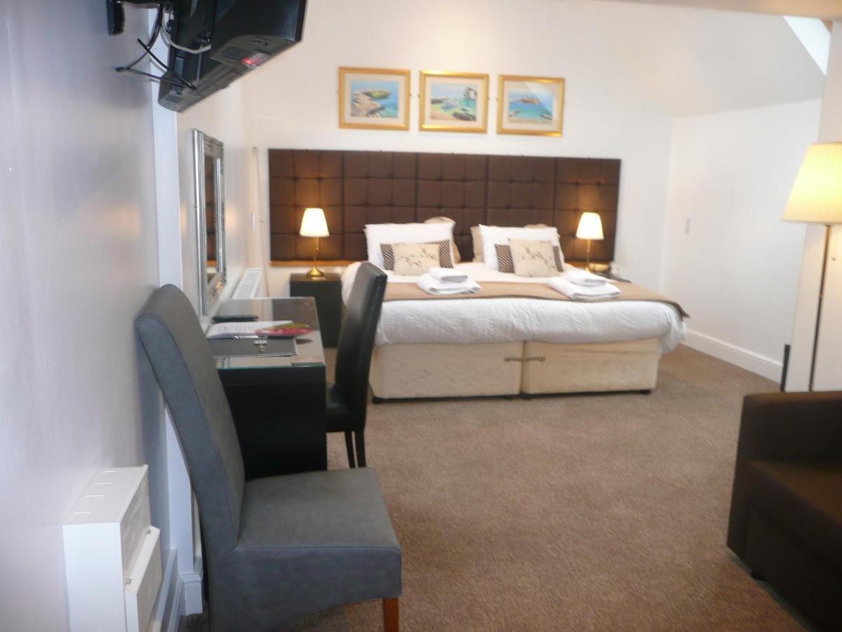 Noble Lands Hotel Уулер Екстериор снимка
